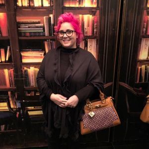 Meet your Posher, Danielle